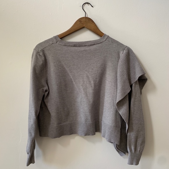Zara Knit Gray Crop Ruffle Shoulder Sweater - Picture 3 of 5